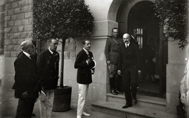 Alfonso_XIII_en_la_inauguración_del_Palacio_del_Mar_el_1_de_octubre_de_1928_(1_de_2)_-_Fondo_Marín-Kutxa_Fototeka